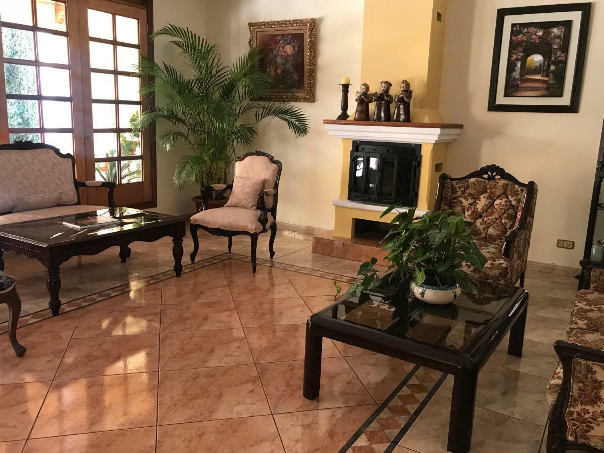 Hotel Belvedere Гватемала Экстерьер фото
